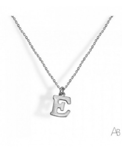 Colgante de plata letra E mayúscula con cadena. - CORV18E